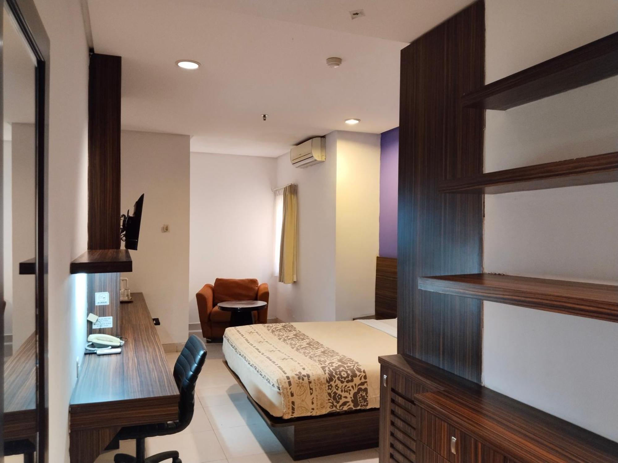Shankee Sudirman Hotel